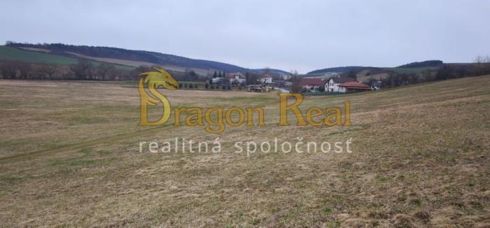 Reality PREDAJ – 6 Pozemkov na výstavbu rodinných domov – SVINIA