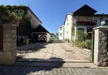 Reality Stavebný pozemok 1336m2 v Rusovciach - Kovácsová ul.