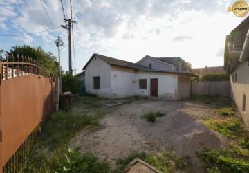 Reality Pozemok so starším RD na rekonštrukciu - Podunajské Biskupice