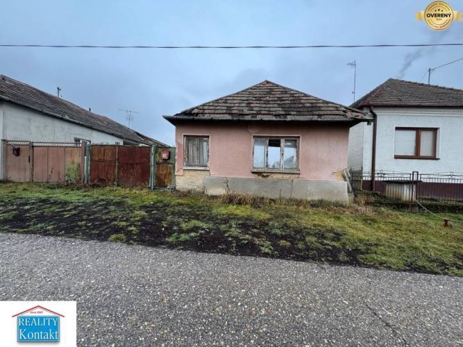 Reality Predám pozemok v obci Dubník okr. Nové Zámky