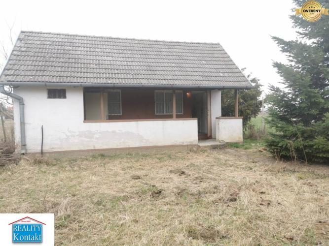 Reality Znížená cena! Na predaj chatka s pozemkom - Kolárovo