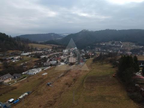Reality Stavebný na rodinný dom, Lietava