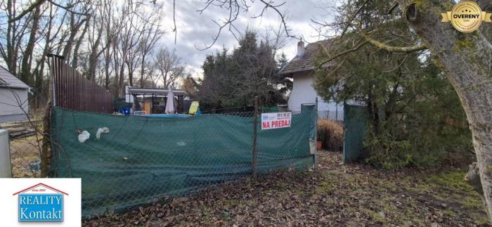 Reality Na predaj rekreačná záhrada pri komočškom moste pri Nových Zámkoch