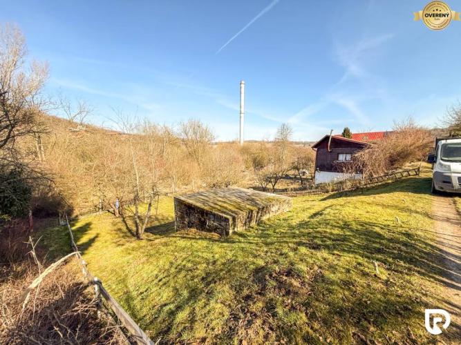 Reality RADO | Záhradka 318m2 + murovaná pivnica, Chrášť - Trenčín