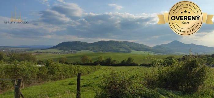 Reality EXKLUZÍVNE - Na predaj posledné tri voľné pozemky pre RD. Podhorany.