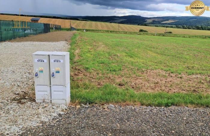 Reality POZEMOK na výstavbu RD 1317 m², HANKOVCE