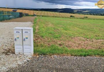 Reality POZEMOK na výstavbu RD 1317 m², HANKOVCE