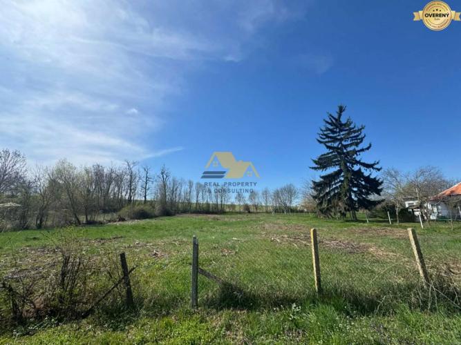 Reality Predám stavebný pozemok v obci Bardoňovo