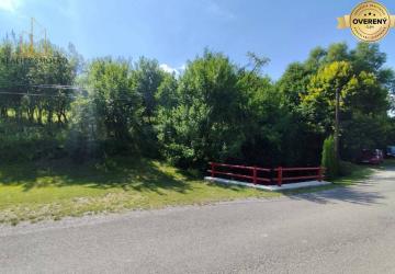 Reality Predám pozemok priamo v obci Hanigovce, okr. Sabinov.