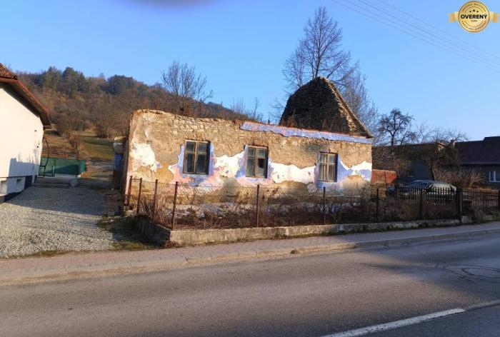 Reality SKLABIŇA -7 km od mesta Martin -stavebný pozemok 1403m2