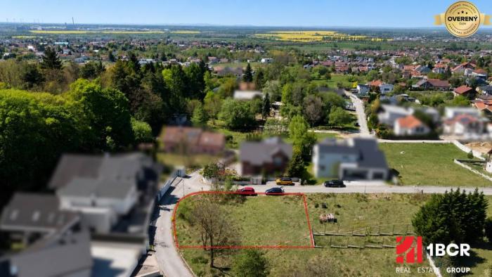 Reality STAVEBNÝ POZEMOK V MARIANKE – NA TÁLKOCH | 730 m² | KOMPLETNÉ IS |