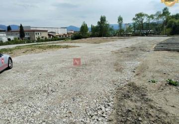 Reality Stavebný pozemok (75m x 55m) - 4399 m2 v Košútoch
