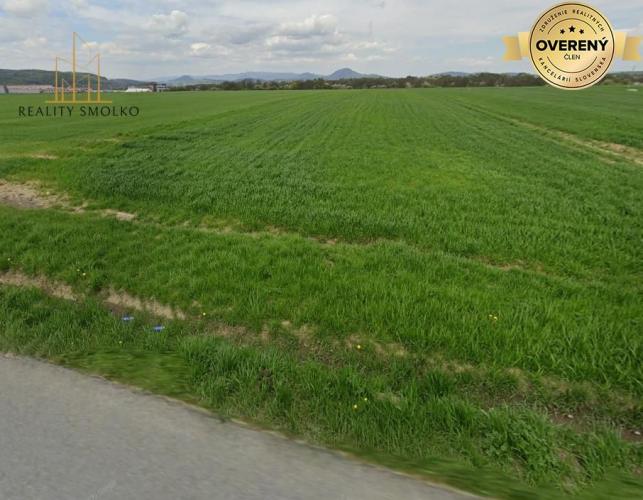 Reality Na predaj pozemok v obci ZÁBORSKÉ