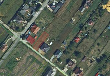 Reality Predaj pozemku pre RD, Medzany