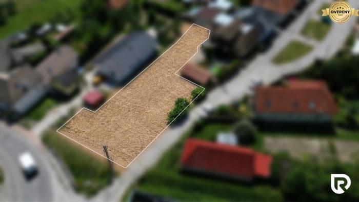 Reality RADO | IBA U NÁS! Na predaj stavebný pozemok 851 m² | Nová Ves n/Váhom