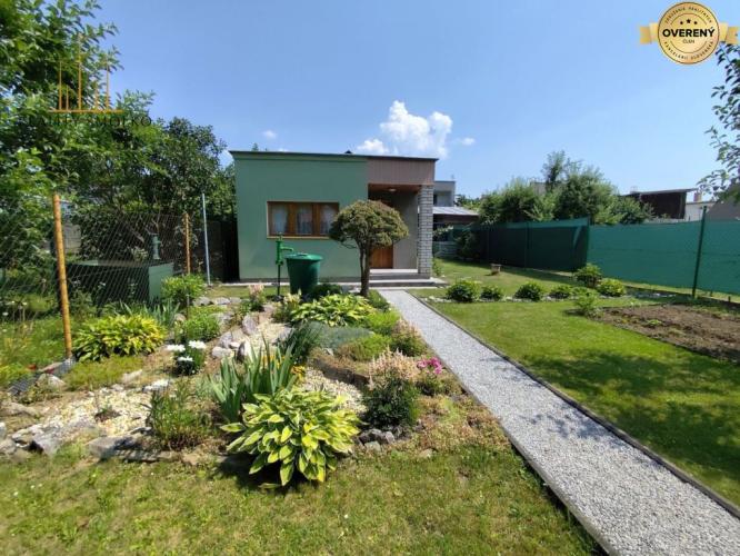Reality Predám pozemok s čarovnou záhradou a záhradným domčekom