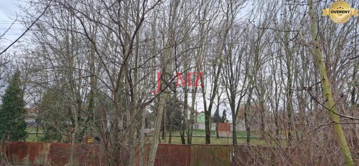Reality Stavebný pozemok 2.720 m2, šírka 20 m, LOK, Cena DOHODOU (SM–898)