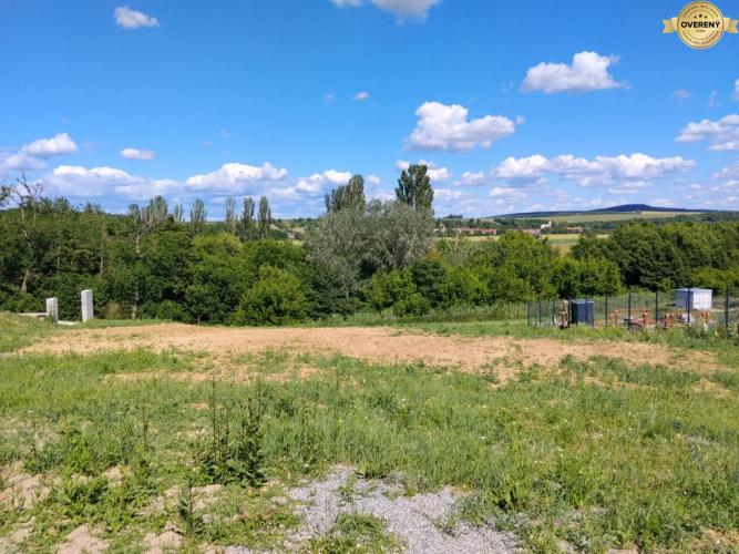 Reality Stavebná parcela na novej stavebnej lokalite v Kalinčiakove