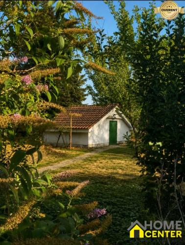 Reality PREDAJ : VÝNIMOČNÁ ZÁHRADA PRI DUNAJI | ALŽBETIN OSTROV