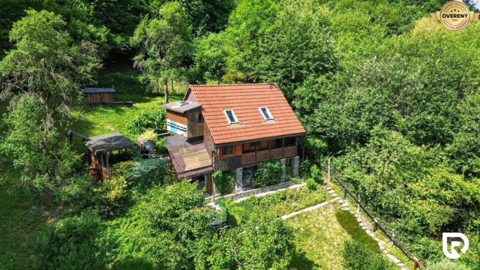 Reality RADO | Predaj záhrady 1597 m2 s chatou - Trenčianska Teplá