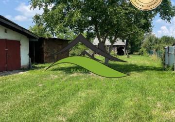 Reality Stavebný pozemok blízko Mesta - pekných 1400 m2 - Zemplínska Široká