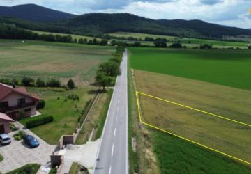 Reality RADO | STAVEBNY POZEMOK 1580m2 | SENICA - PRIEVALY