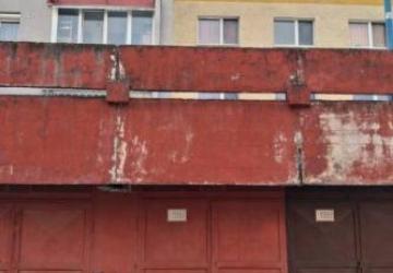 Reality SAMOSTATNÁ GARÁŽ, BEBRAVSKÁ, VRAKUŇA