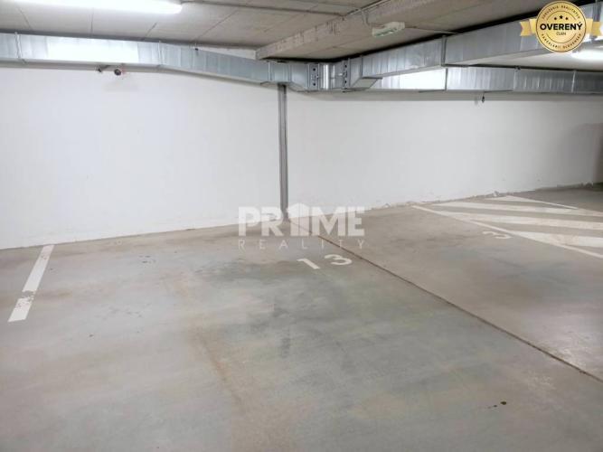Reality Garážové parkovacie miesto, NOVOSTAVBA, Šusteková ulica, Petržalka