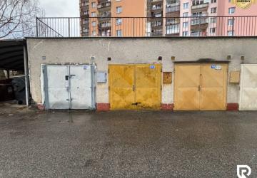 Reality RADO | Garáž 19m2 ul. Gen. Svobodu | Trenčín - JUH