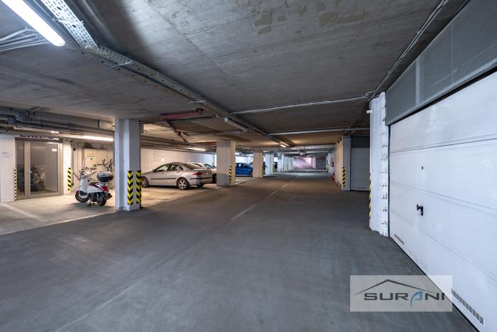 Reality Prenájom garáže 28 m² – Gaudi Residence, Kvačalova ulica, Bratislava