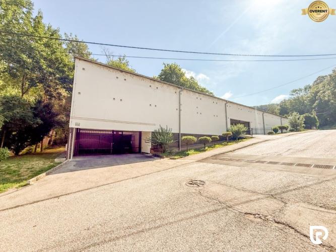 Reality RADO | Na prenájom garáž, 16m2, Horný Šianec - Trenčín - Centrum