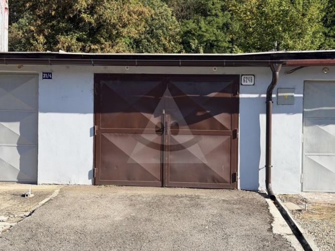 Reality Samostatne stojaca garáž, Ružomberok, Ružomberok, Textilná